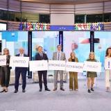 „Игри на глада“: ЕС рискува бъдещето на регионите и градовете