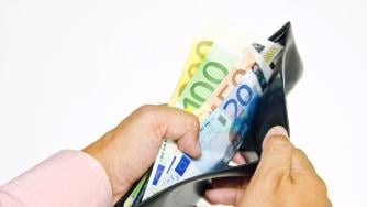 Митът за обедняването: Реалните заплати в България са се удвоили за десетилетие