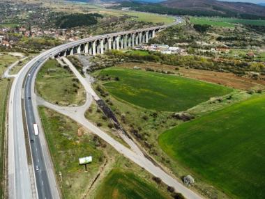 Участък от „Хемус“ не е магистрала заради стара технология