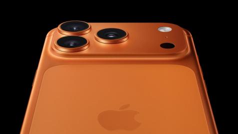 Пробуждането на iPhone: Apple поскъпна рекордно и е на косъм от $4 трлн. капитализация