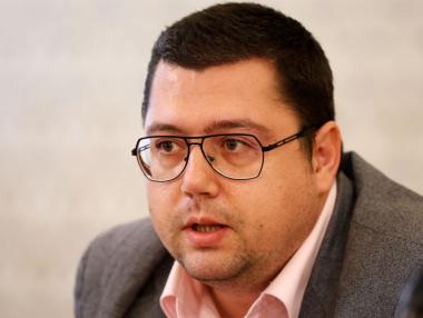 Интервю | Бъдещите центрове за данни в България сами трябва да изграждат енергийни мощности