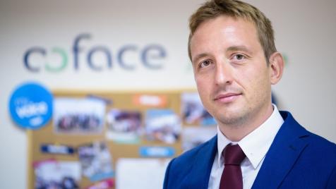 Интервю | Икономическият растеж в България през 2025 г. е „изкуствен“