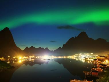 Северното сияние ще достигне своя пик: Къде да го видим?