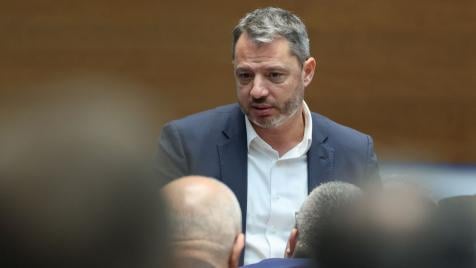 Бюджетната комисия набързо забрани износа на дизел и авиационно гориво