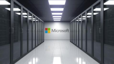 Критичен недостиг на чипове тласна Microsoft към 10-милиардна мегасделка