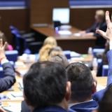 И парламентът скоростно отхвърли ветото на Радев за „Лукойл“