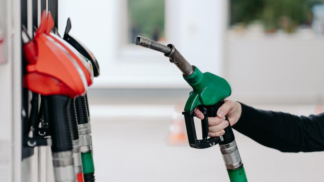 Санкциите срещу „Лукойл“ пресушиха финландските бензиностанции