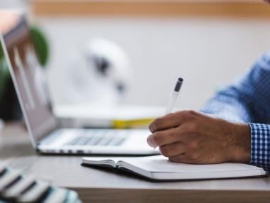 Изтича крайният срок за коригиране на данъчните декларации