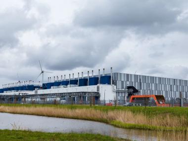 Google инвестира 1 млрд. долара в център за данни в Турция