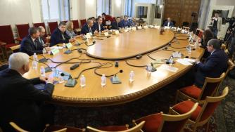 „Идеален цирк“: Обсъждането на Бюджет 2026 приключи за 10 минути в комисия