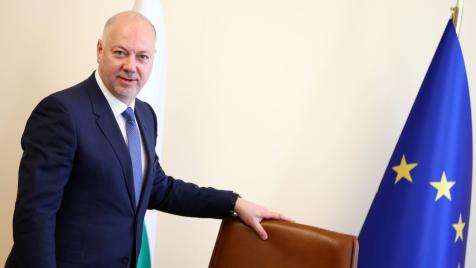 Вечерни новини: Бюджетната процедура остава блокирана; Близо милиард за жп проекти в Бюджет 2026