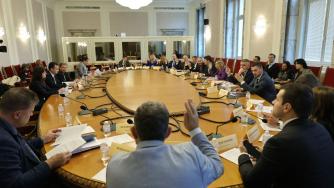 Енергийната комисия отхвърли ветото на президента срещу косвеното одържавяване на „Лукойл“