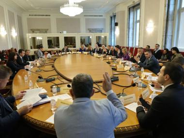 Енергийната комисия отхвърли ветото на президента срещу косвеното одържавяване на „Лукойл“