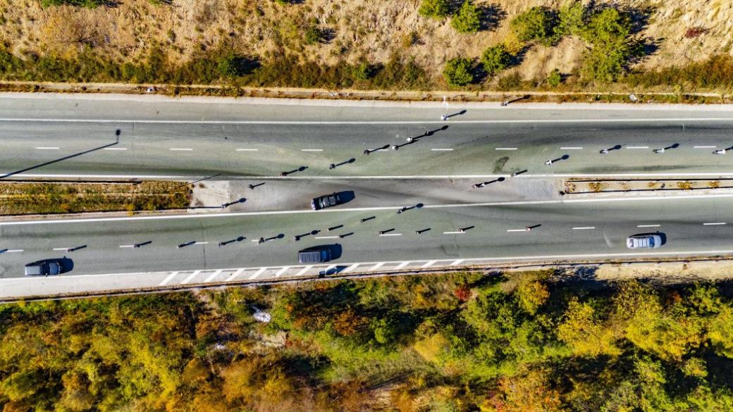 АПИ пуска движението в 7-километрова отсечка от „Хемус“