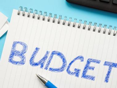 Кои законови срокове пропусна Бюджет 2026 (Таблица)