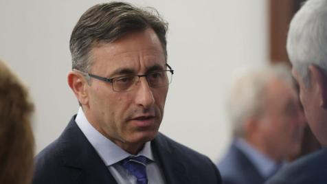 Неприсъствено кабинетът назначи Румен Спецов за особен управител на „Лукойл“