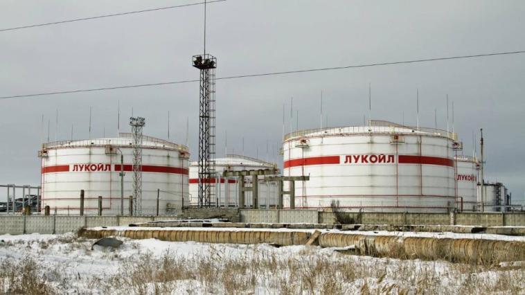 Американският гигант Chevron мисли да купи активи на „Лукойл“