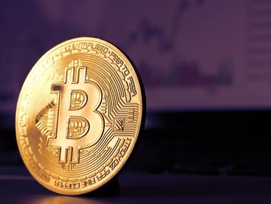 Биткойн загуби всичко спечелено през годината