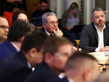 Вечерни новини: Бюджетът препуска в парламента; Реформа в българския транспорт