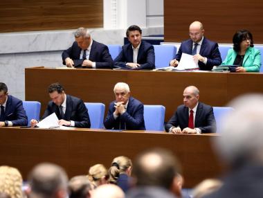 Вечерни новини: Бюджет 2026 мина на първо четене; Международен интерес към жп участъка Ямбол – Зимница