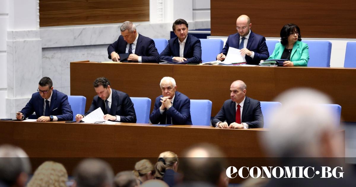 През 2025 г. общата осигурителна тежест върху труда е около