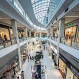 Икономическият растеж е на ръба: зависимост от потреблението и структурни рискове