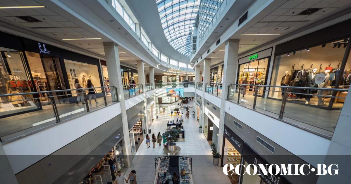 Българската икономика продължава да расте със сравнително бърз темп. Реалният