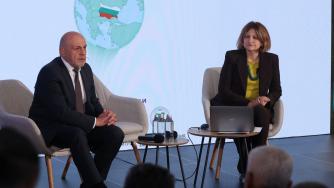 Томислав Дончев изненадващо освободи директора на БАИ