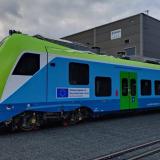 Новите влакове „Шкода“ тръгват по релсите в България напролет (снимки)