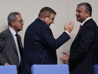 Държавата се подготвя да стане акционер в „Лукойл“