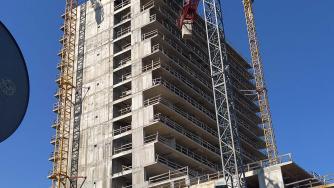 Още 700 млн. лв. кредити отидоха в имоти през октомври (Графика)