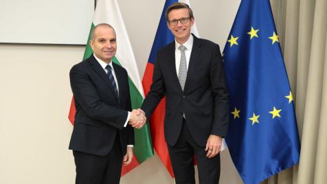 България гледа към чешкия модел за жп либерализация на пътническите превози