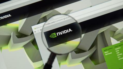 Акциите на Nvidia се сринаха: Интересът се пренасочва към чиповете на Google