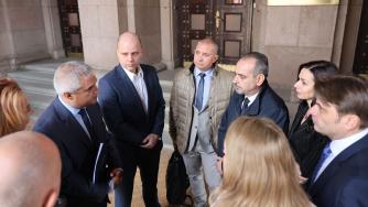 Тристранката с изненадващо заседание за бюджета