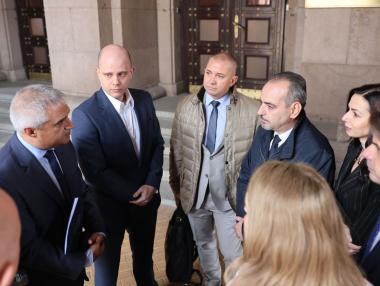 Тристранката с изненадващо заседание за бюджета