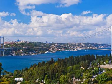 Българите пътуват все повече в чужбина през есента