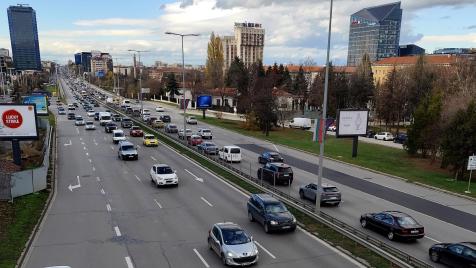 София ограничава достъпа на най-замърсяващите коли до центъра (Карта)