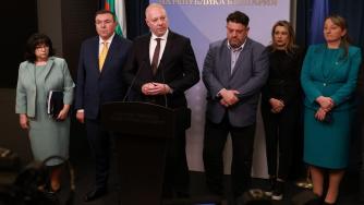 Оставката на правителството не застрашава влизането на България в еврозоната