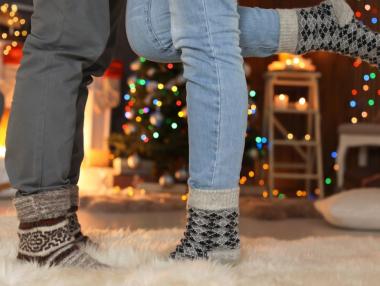 „Сезон на обвързването“: Да намериш човек само за студените зимни месеци