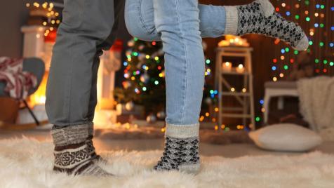 „Сезон на обвързването“: Да намериш човек само за студените зимни месеци