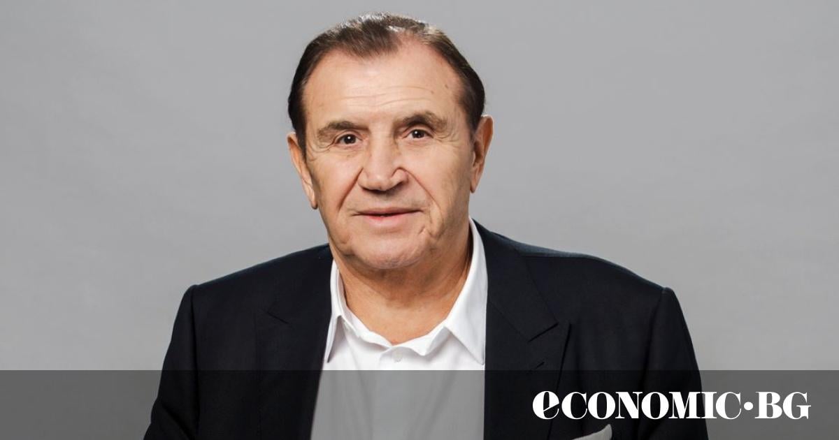 Станах колекционер на наградите Мистър и Мисис Икономика“, след като