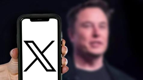 ЕК глоби X със €120 млн. заради заблуждаващата синя отметка