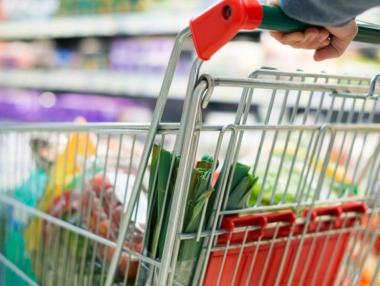 От производството до рафтовете: КЗК разкри плашещи деформации на пазара в България