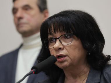 Вечерни новини: МФ намери липсващите €1.5 млрд. за нов бюджет; България губи голям инвеститор