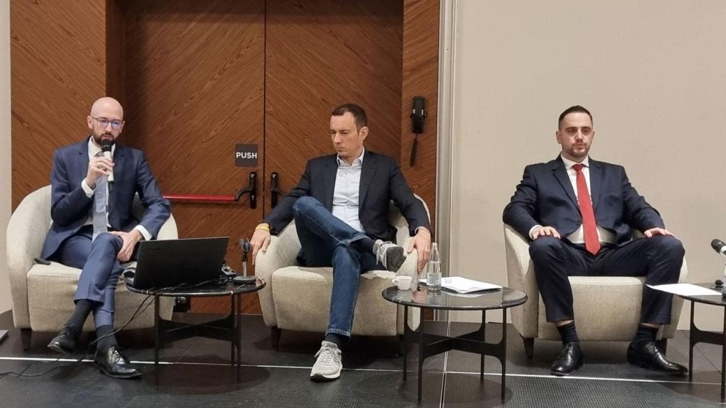 Терзиев представи рекорден бюджет на София при запазване на данъците