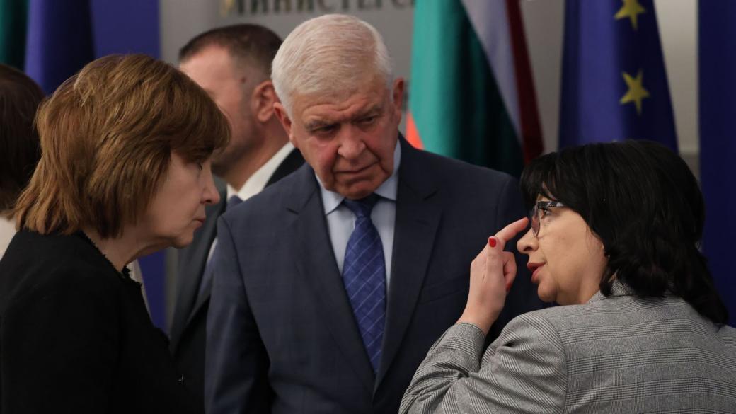 Седмични новини: Нов разхитителен бюджет; Минималната заплата се развързва от средната