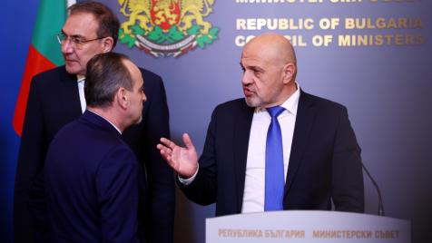 Вечерни новини: Тристранката каза „да“ на новия бюджет; Над 1.3 млрд. лв. за заводите с „Райнметал“