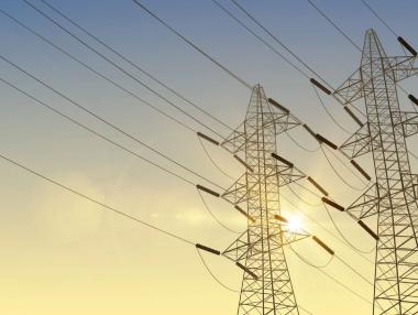 ЕК осигурява още пари за подобряване на електрическата мрежа в ЕС