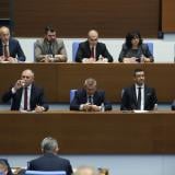 Вечерни новини: Всички депутати подкрепиха оставката на кабинета; Няма проблем да започнем 2026 г. без бюджет