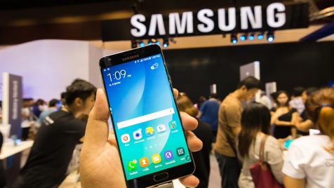 Цените на смартфоните се очаква да скочат през 2026 г.